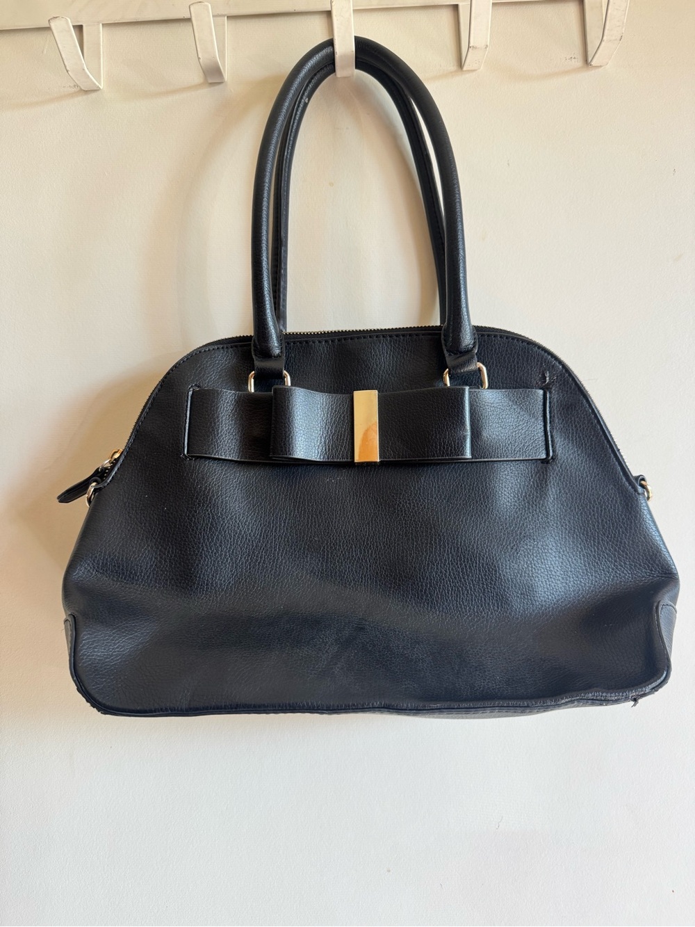 Black Women's Bow Accent Tote Bag